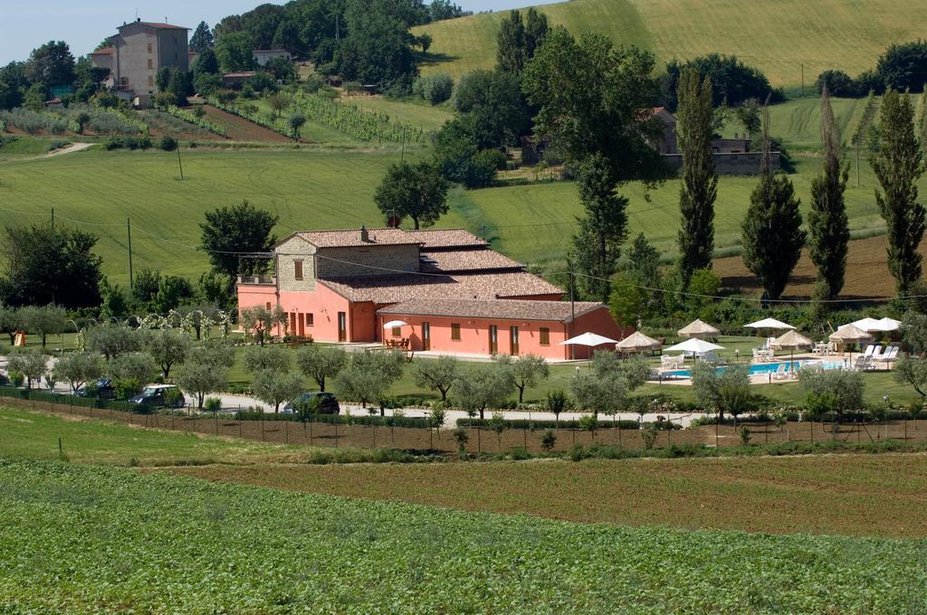 Agriturismo Casale Le Selvette Ripa Eksteriør billede